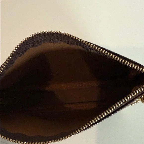 Louis Vuitton Authentic Monogram Mini Pochette classic Monogram Accessories bag - Picture 4 of 8